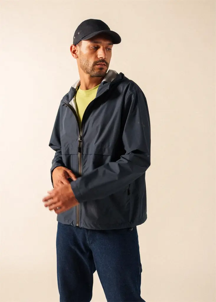 4656_CC-NAVY-E-shop-BD-01.webp