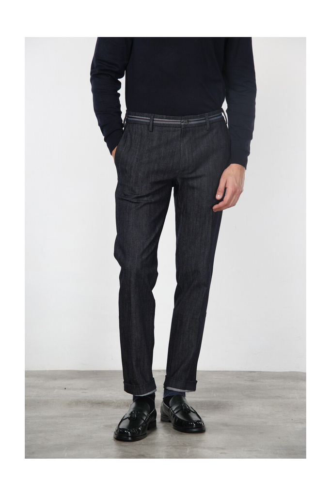 New York Winter men’s chino pants in stretch denim, regular fit